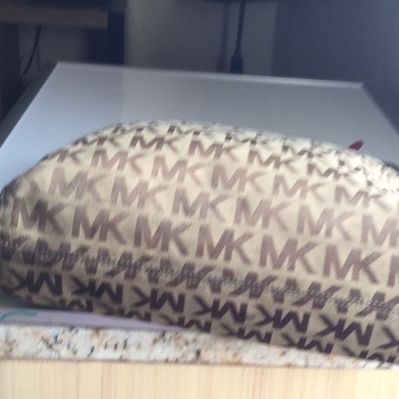 Michael kors bag - Picture 5 of 6